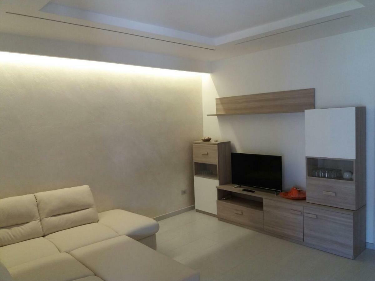 Villa Sabaudia Ngoại thất bức ảnh